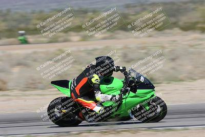 media/Jan-15-2026-Racers Edge (Thu) [[dfebeb70ab]]/3-B Group/Session 2 (Turn 15 Inside Pans)/